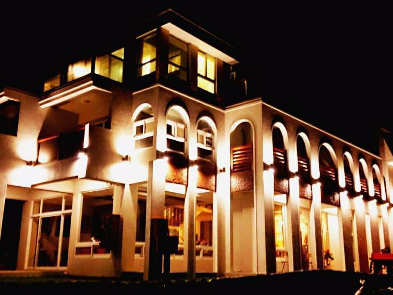 Malibu Oceanview Homestay Magong Exterior photo
