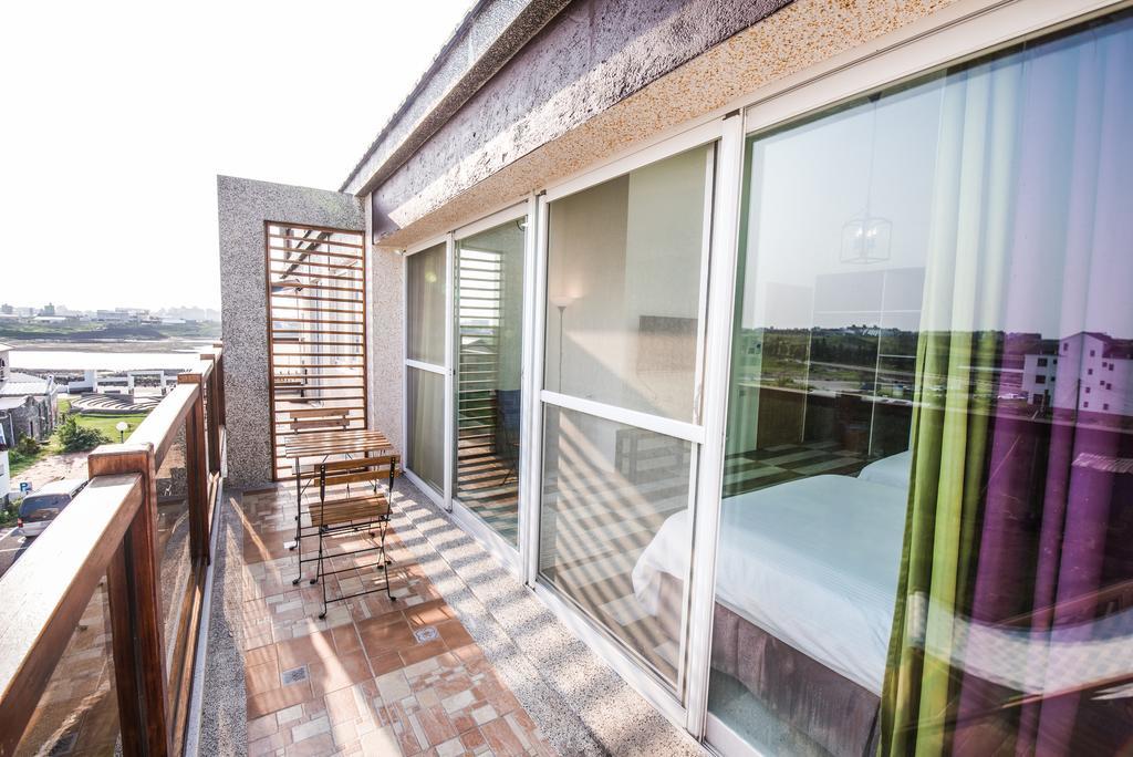 Malibu Oceanview Homestay Magong Exterior photo