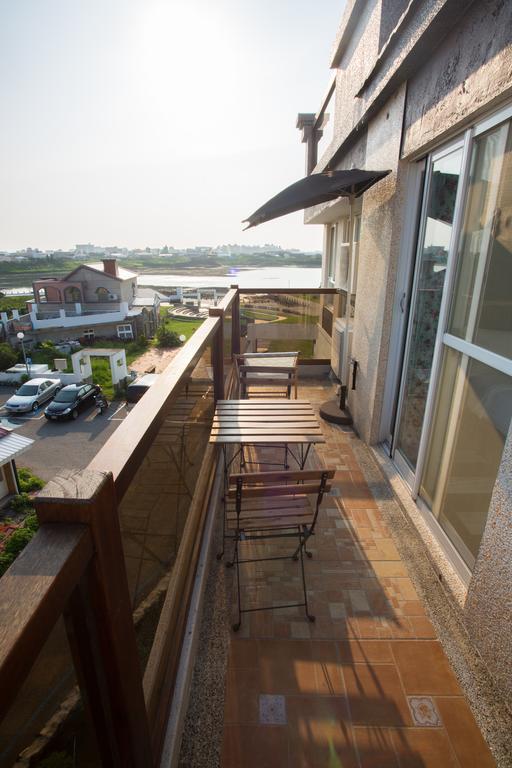 Malibu Oceanview Homestay Magong Exterior photo
