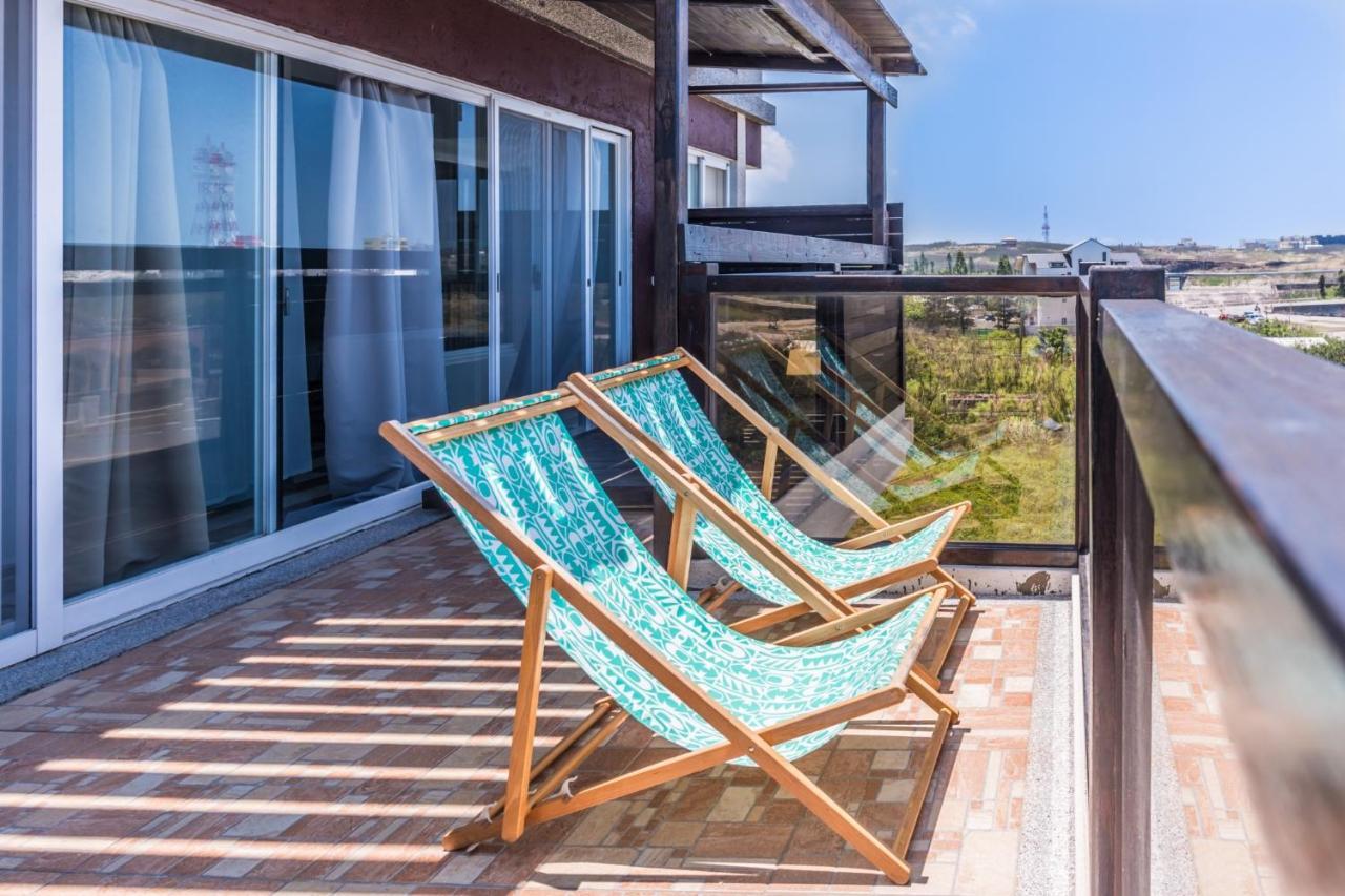 Malibu Oceanview Homestay Magong Exterior photo