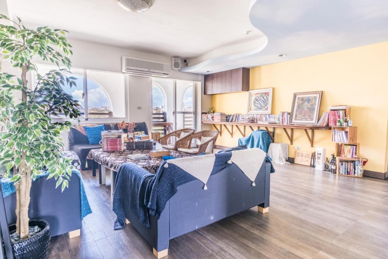 Malibu Oceanview Homestay Magong Exterior photo